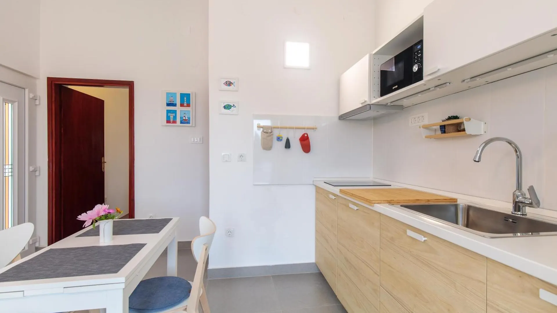 Apartment Tonka *Balcony & Partial Seaview! Krk Town